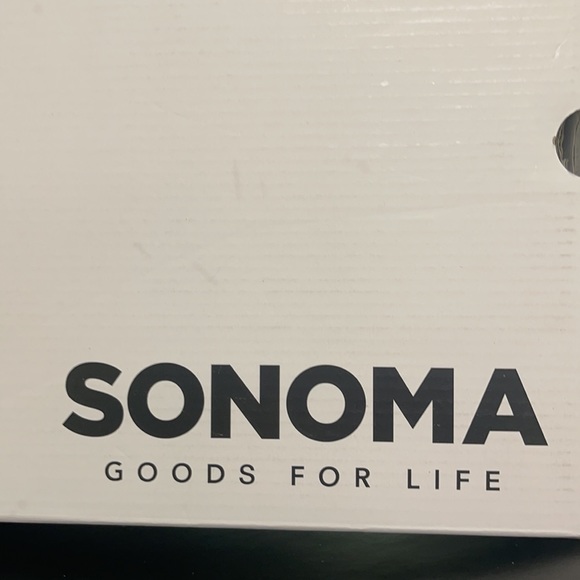 - Brand new Woman’s High Heeled Boots. - Picture 16 of 16